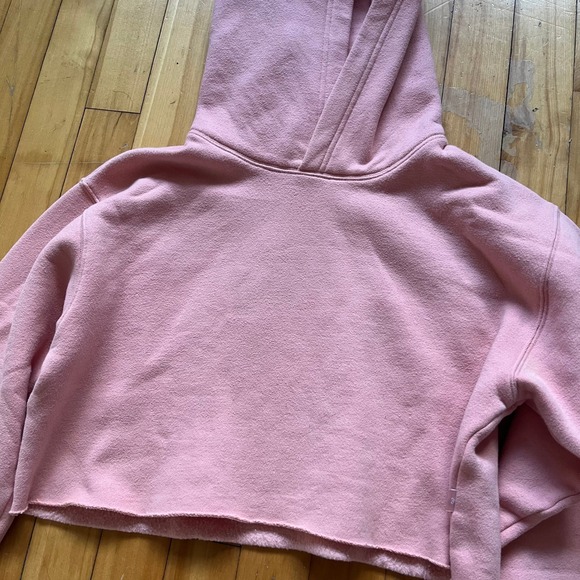 Tna Pink Cropped Hoodie Raw Hem Sweatshirt Size Small - Picture 7 of 7